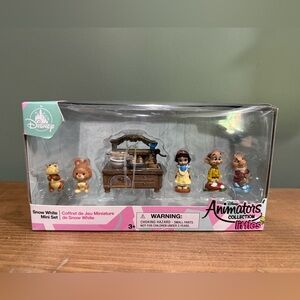 ⭐️NWT ❤️Disney animators collection littles Snow White